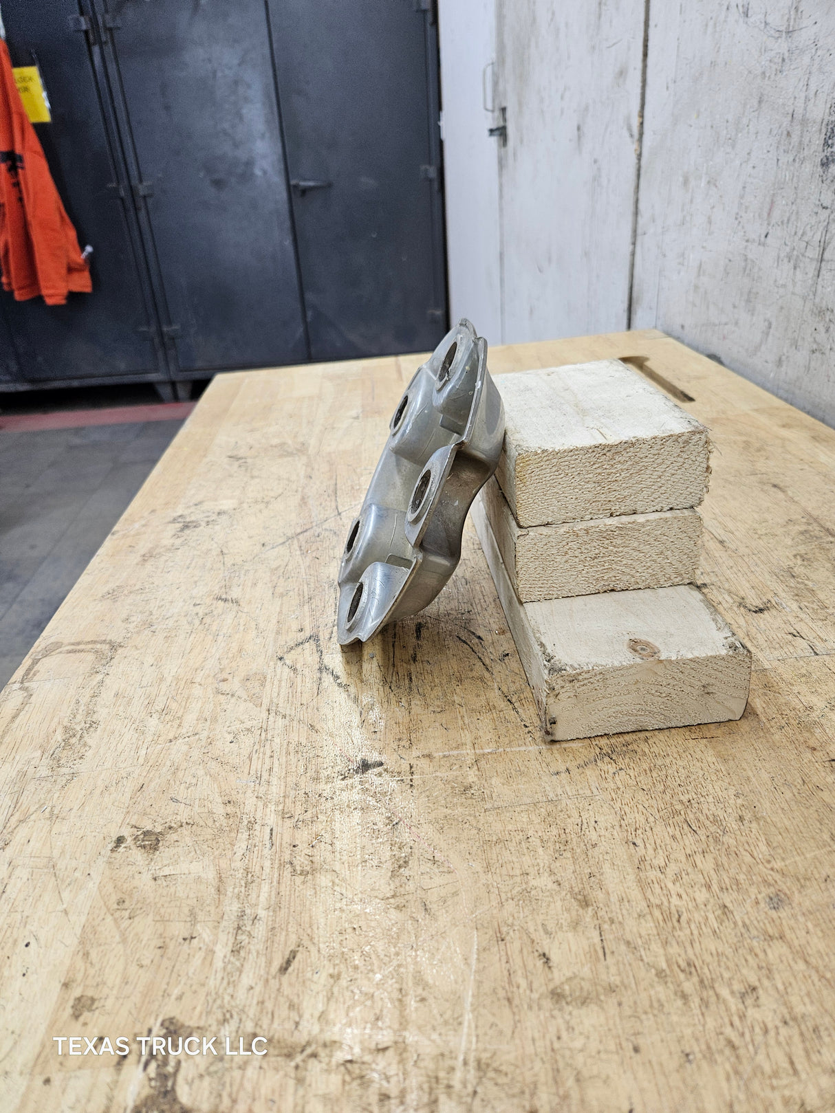 2002-2008 Dodge Ram 1500 OEM Center Wheel Cap Hub Cap 3rd Gen