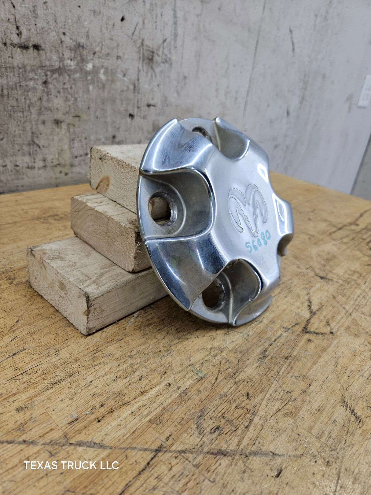 2002-2008 Dodge Ram 1500 OEM Center Wheel Cap Hub Cap 3rd Gen