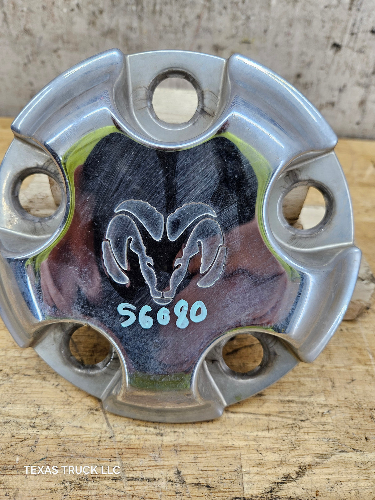 2002-2008 Dodge Ram 1500 OEM Center Wheel Cap Hub Cap 3rd Gen