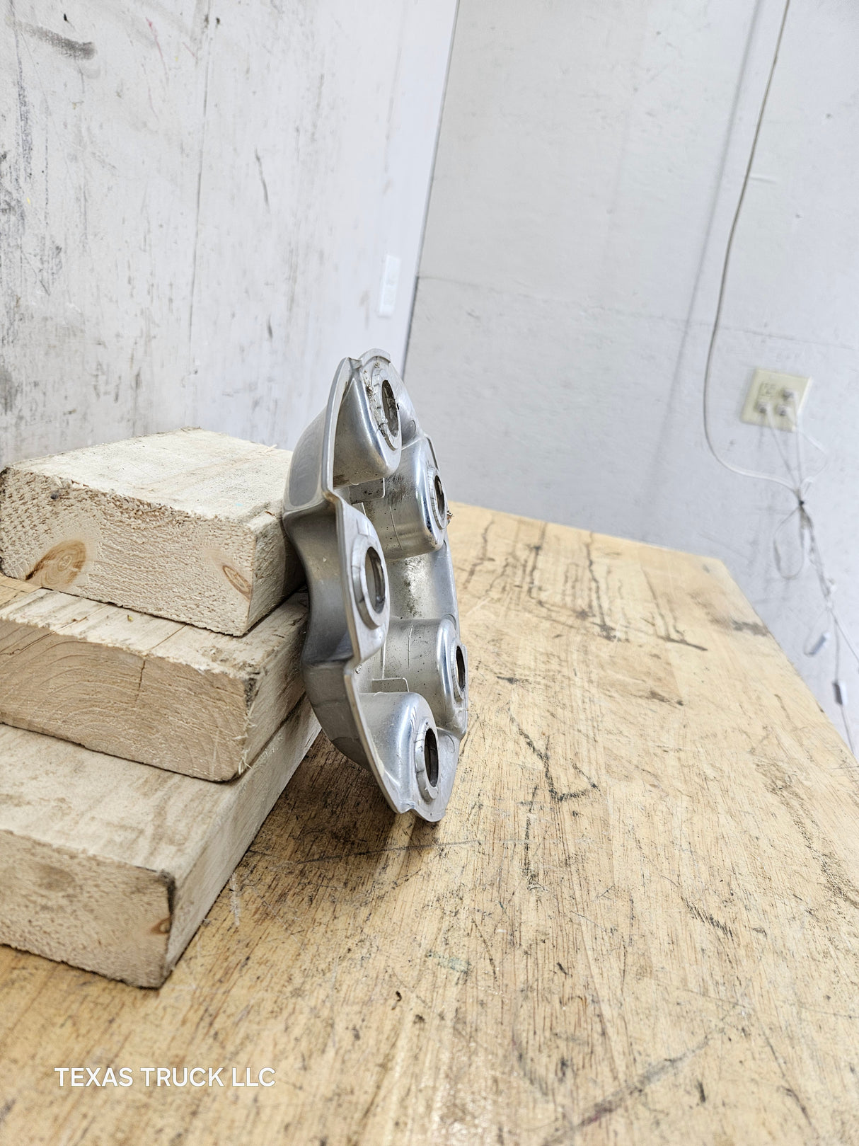 2002-2008 Dodge Ram 1500 OEM Center Wheel Cap Hub Cap 3rd Gen