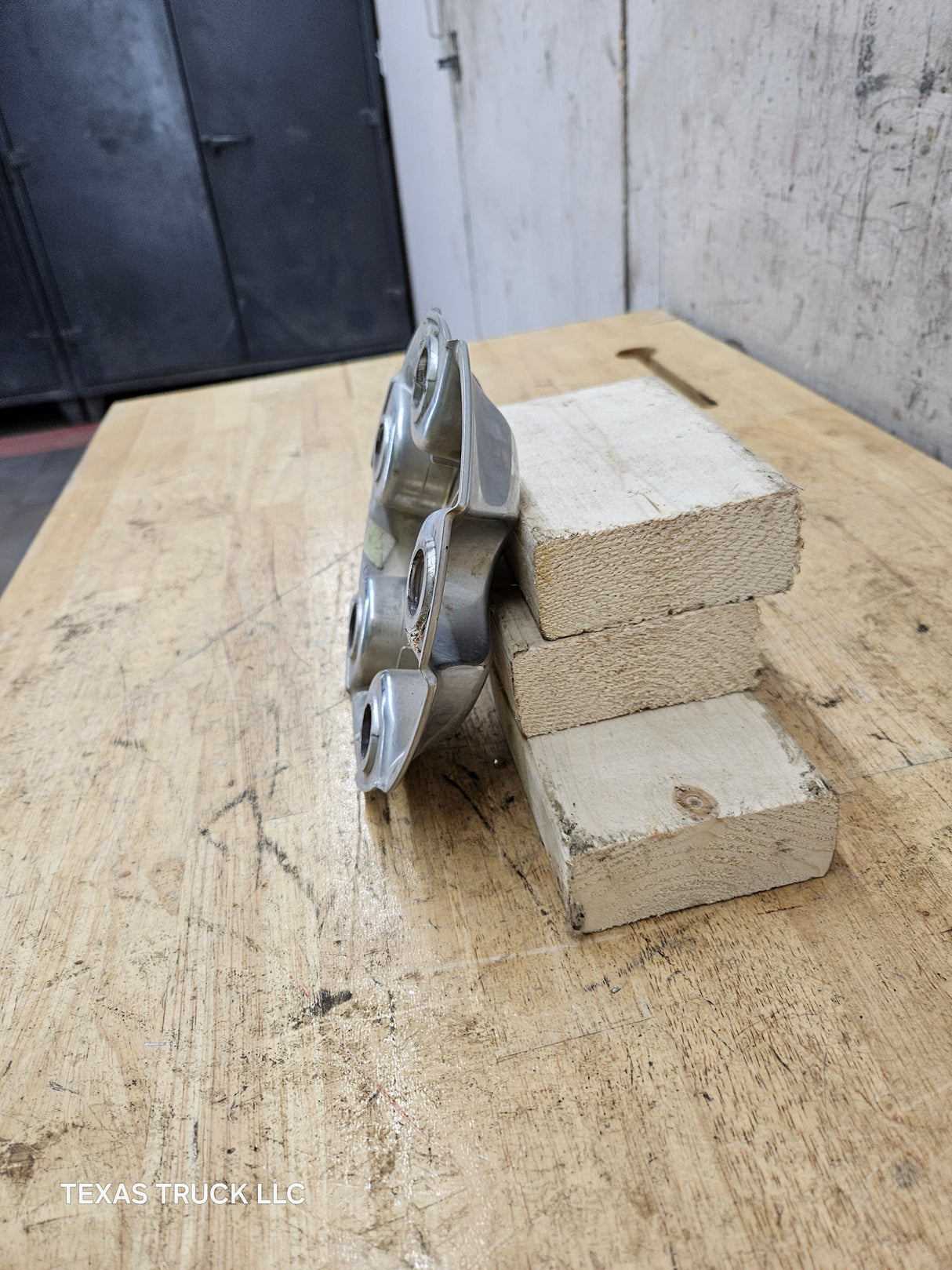 2002-2008 Dodge Ram 1500 OEM Center Wheel Cap Hub Cap 3rd Gen