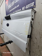 2023-2025 Ford Super Duty Tailgate F250 F350 F450 F550 - Oxford White
