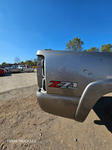 1999-2007 Chevrolet Silverado / GMC Sierra 1500 2500 3500 HD 6' 6" Short Truck Bed