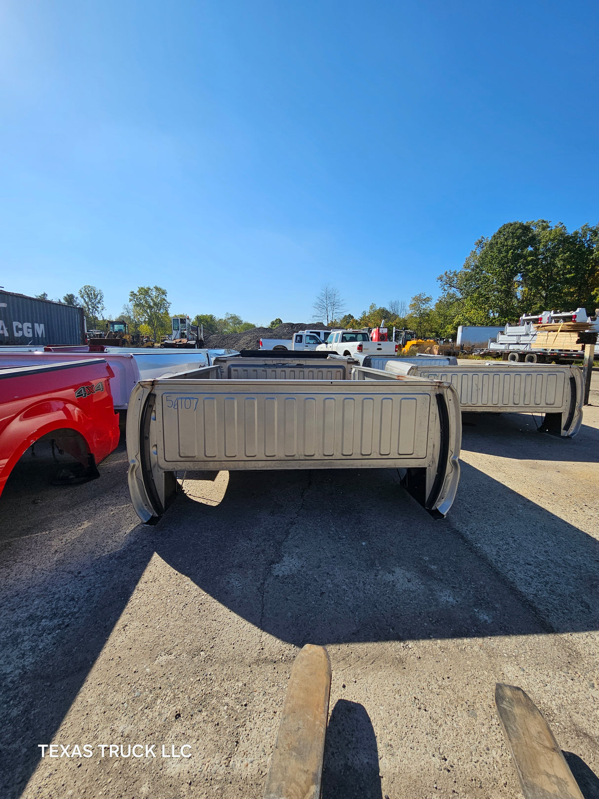 1999-2007 Chevrolet Silverado / GMC Sierra 1500 2500 3500 HD 6' 6" Short Truck Bed