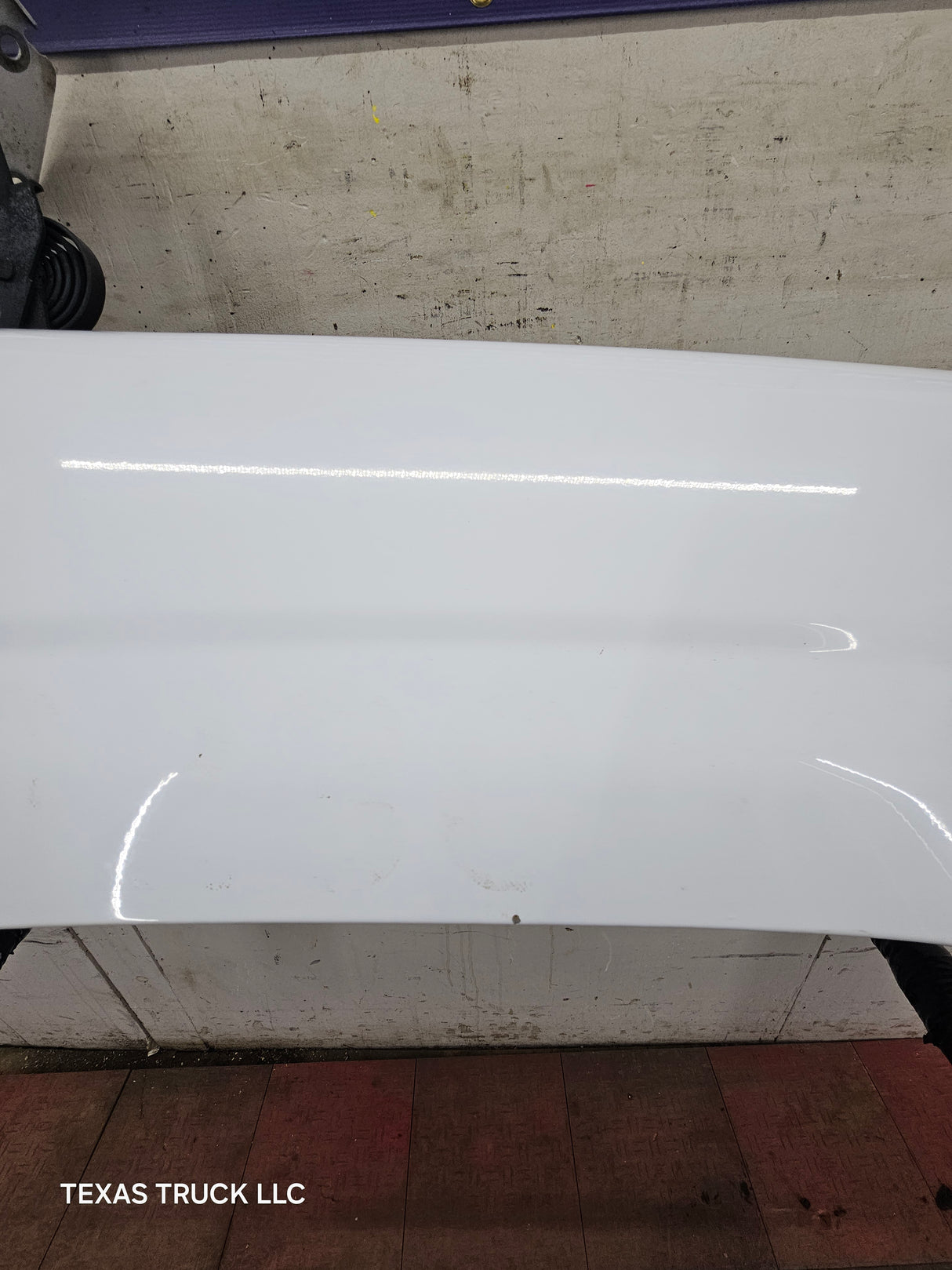 1999-2002 Chevrolet Silverado / Tahoe / Suburban 1500 2500 3500 HD Passenger Front Fender - White