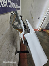 1999-2002 Chevrolet Silverado / Tahoe / Suburban 1500 2500 3500 HD Passenger Front Fender - White