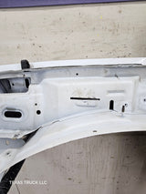 1999-2002 Chevrolet Silverado / Tahoe / Suburban 1500 2500 3500 HD Passenger Front Fender - White