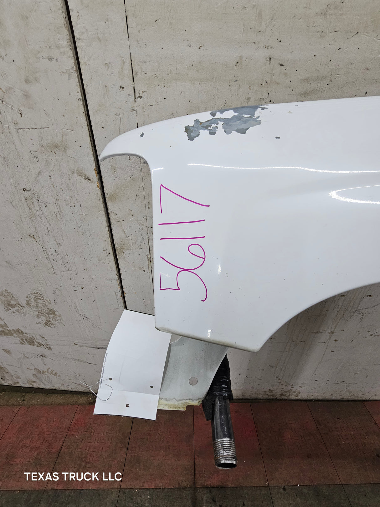 1999-2002 Chevrolet Silverado / Tahoe / Suburban 1500 2500 3500 HD LH Driver Side Front Fender - Summit White