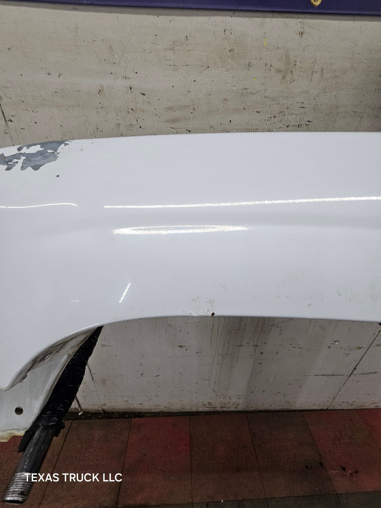 1999-2002 Chevrolet Silverado / Tahoe / Suburban 1500 2500 3500 HD LH Driver Side Front Fender - Summit White