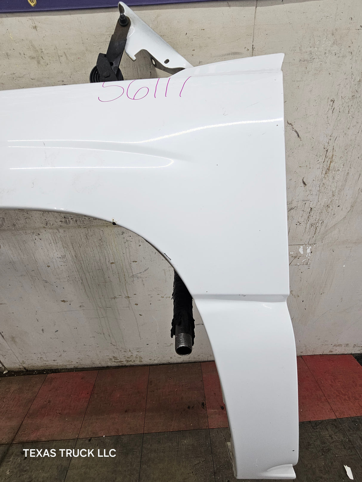 1999-2002 Chevrolet Silverado / Tahoe / Suburban 1500 2500 3500 HD LH Driver Side Front Fender - Summit White