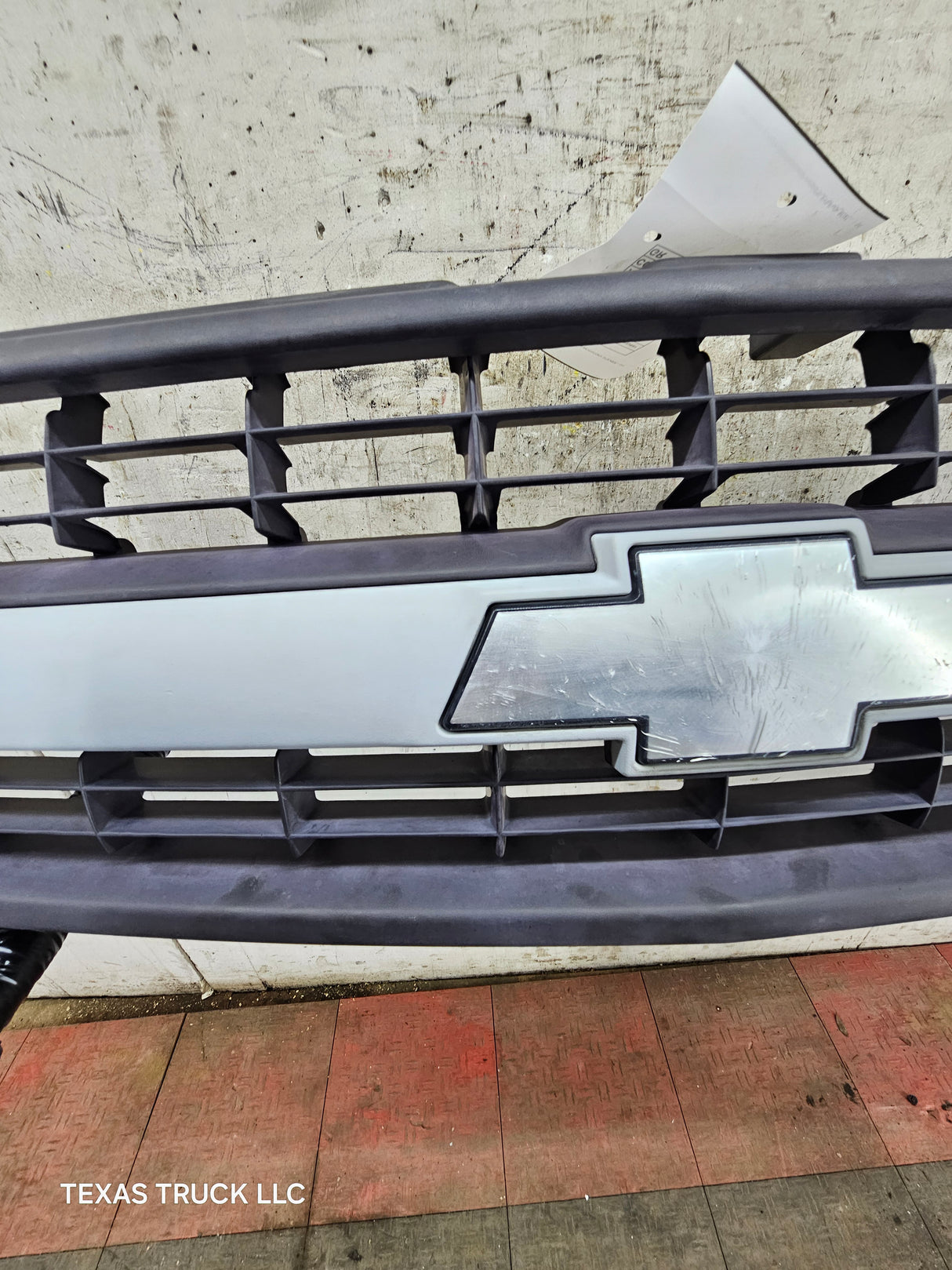 1999-2002 Chevrolet Silverado 1500 2500 3500 Grill OEM