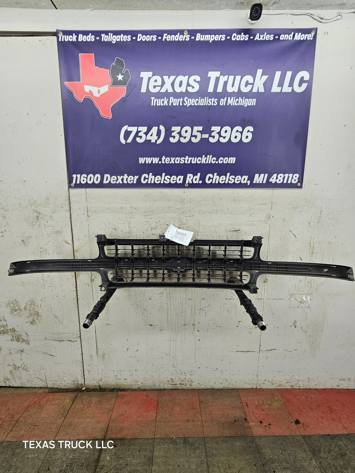 1999-2002 Chevrolet Silverado 1500 2500 3500 Grill OEM