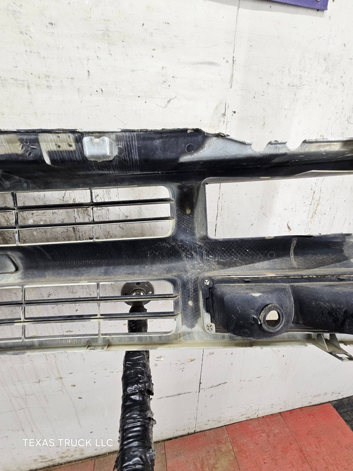 1994-1998 Chevrolet Silverado 1500 2500 3500 Grill OEM