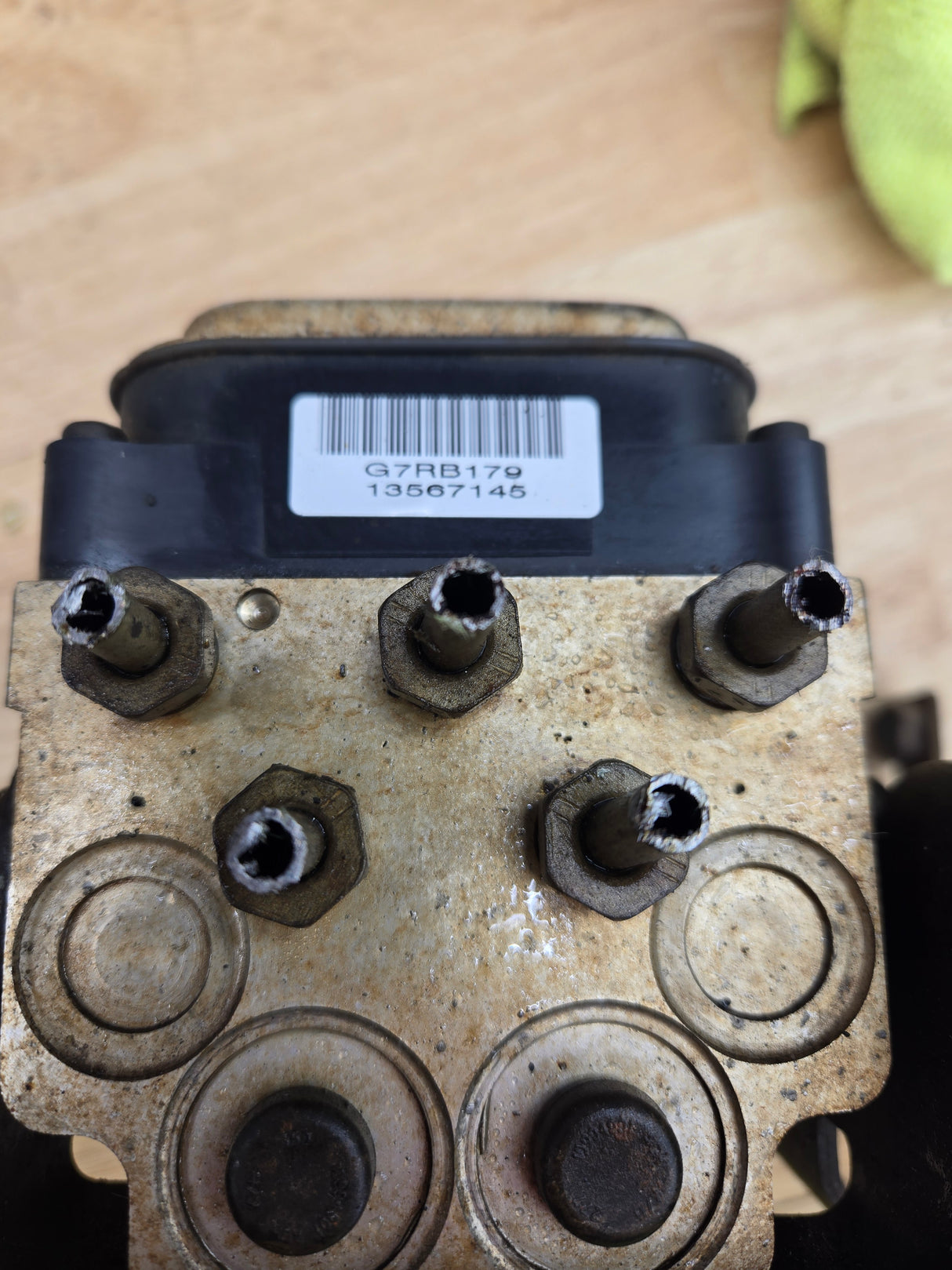 2003-2005 GMC Sierra 1500 ABS Pump Module Control Assembly