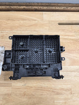 2003-2006 Chevrolet Silverado / GMC Sierra 1500 Engine Bay Fuse Box