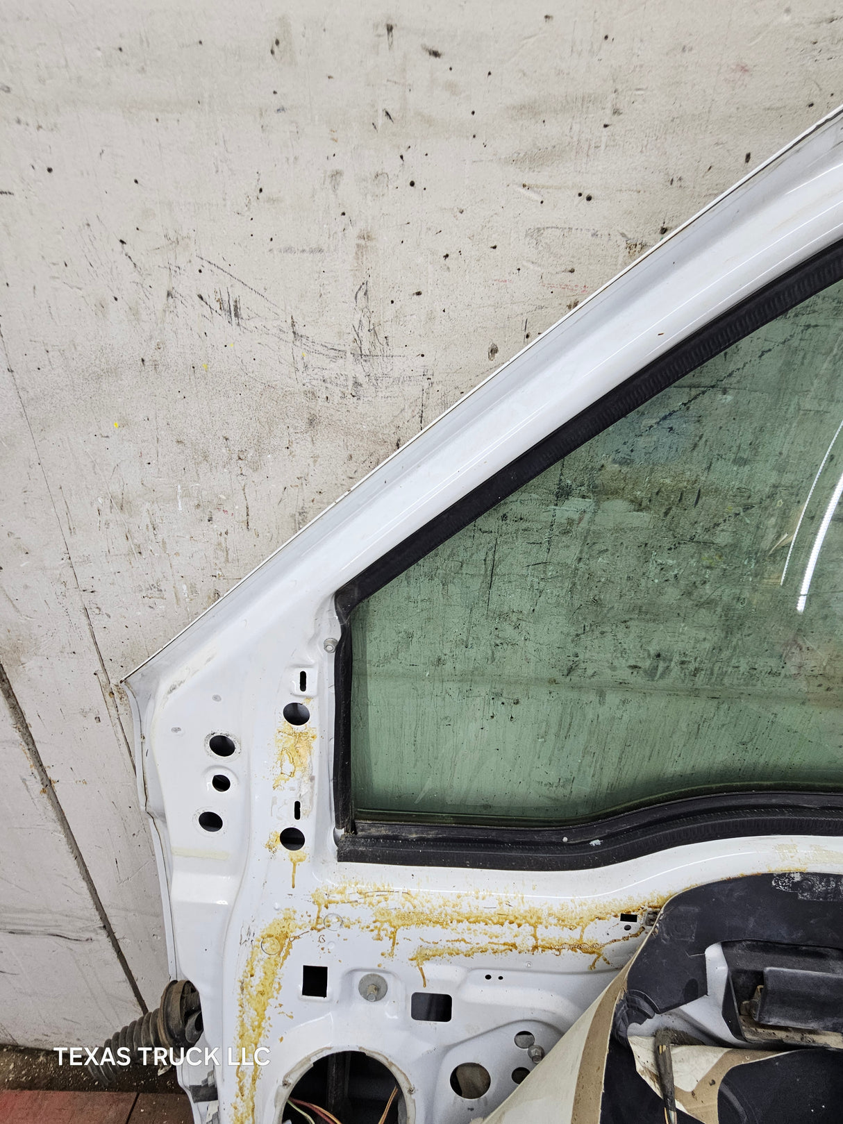 1999-2011 Ford Super Duty / Excursion Front Passenger RH Door F250 F350 F450 F550
