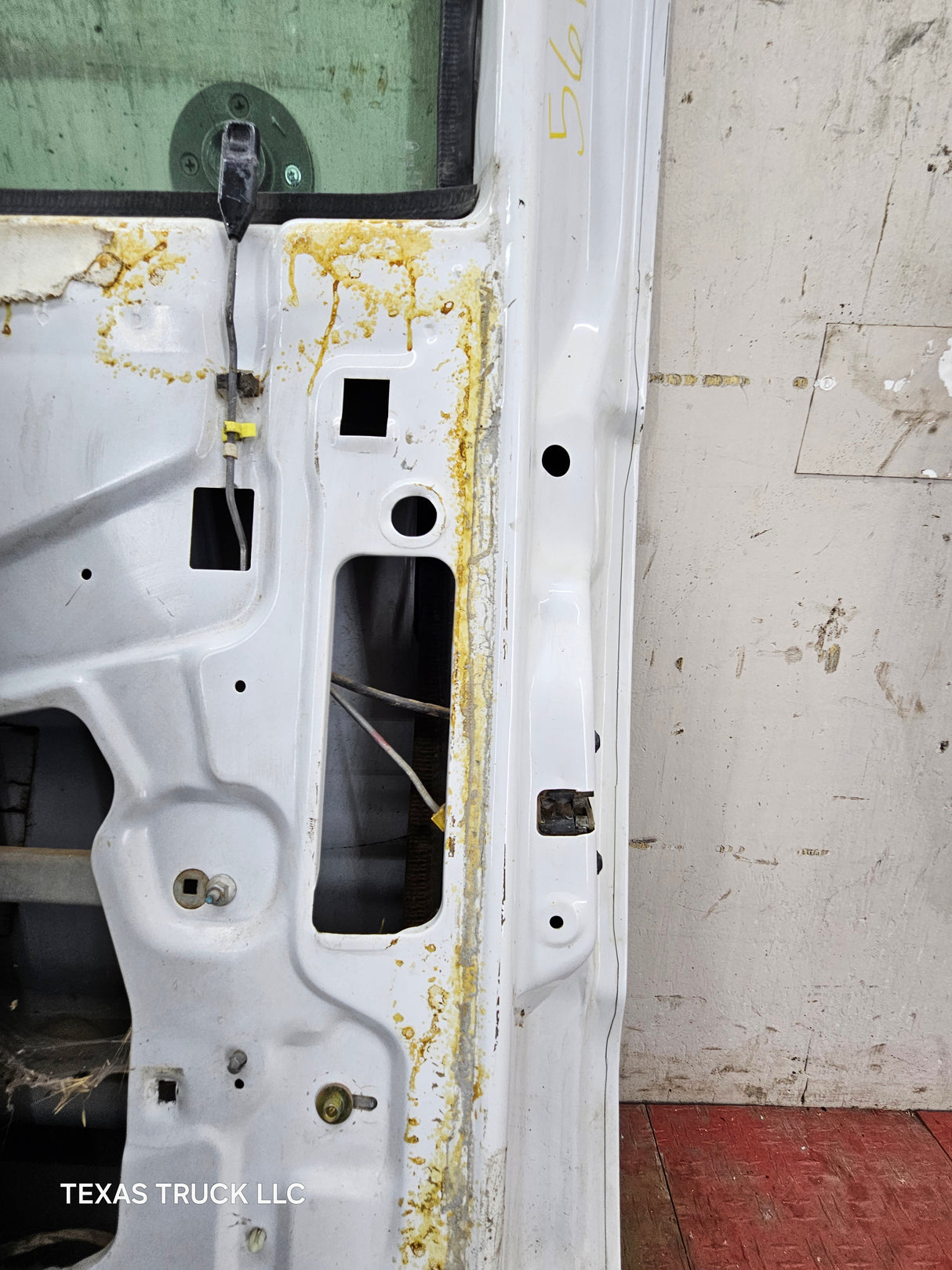 1999-2011 Ford Super Duty / Excursion Front Passenger RH Door F250 F350 F450 F550
