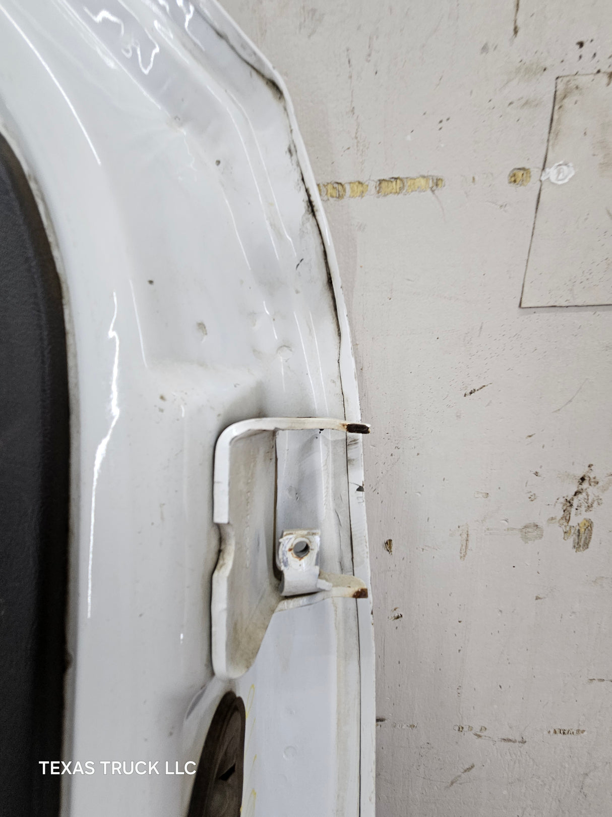 1999-2006 Chevrolet Silverado / GMC Sierra 1500 2500 3500 HD Front Driver Side Door LH