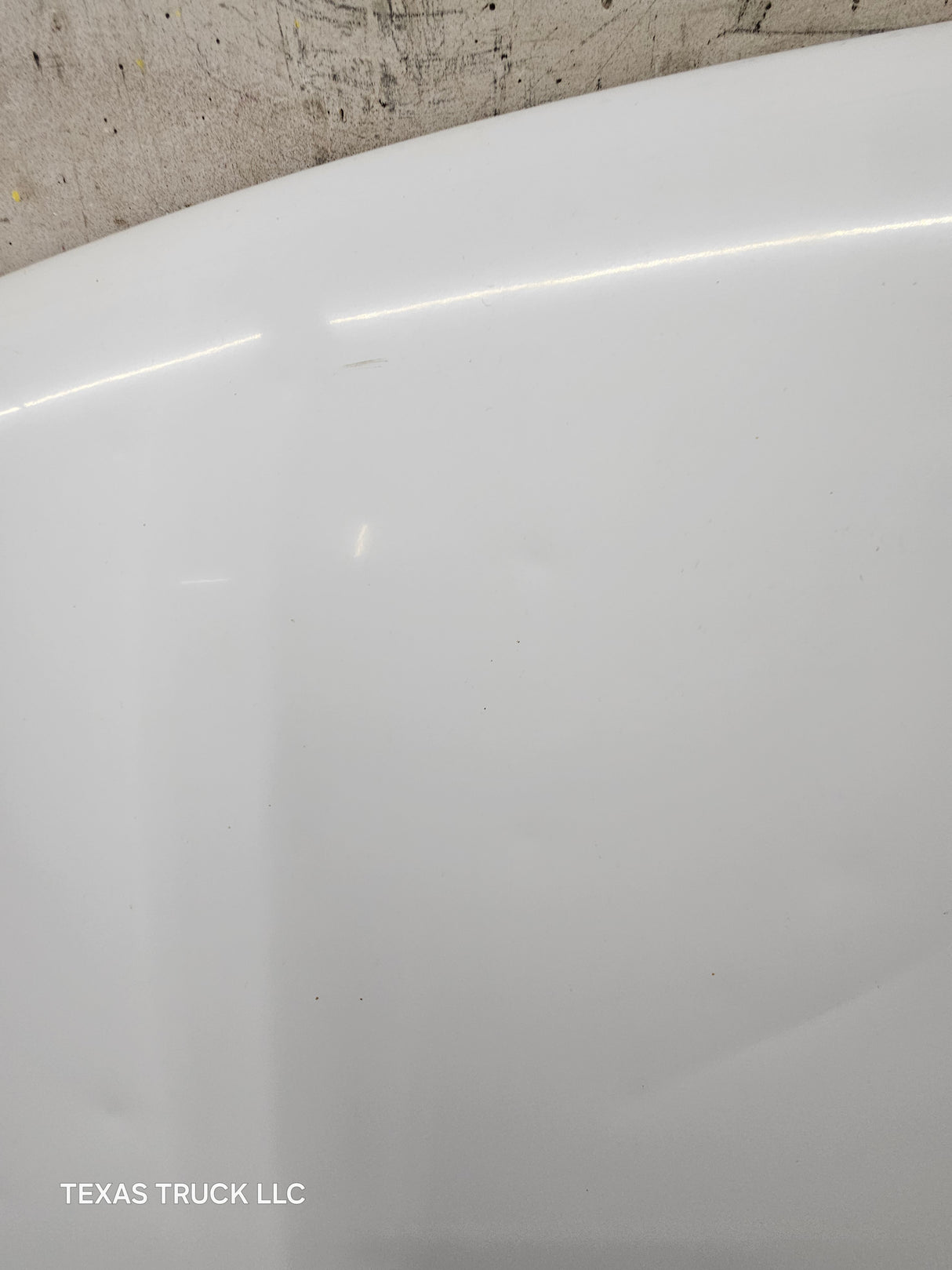 2003-2006 Chevrolet Silverado 2500 3500 'Cateye' HD Hood OEM - Summit White
