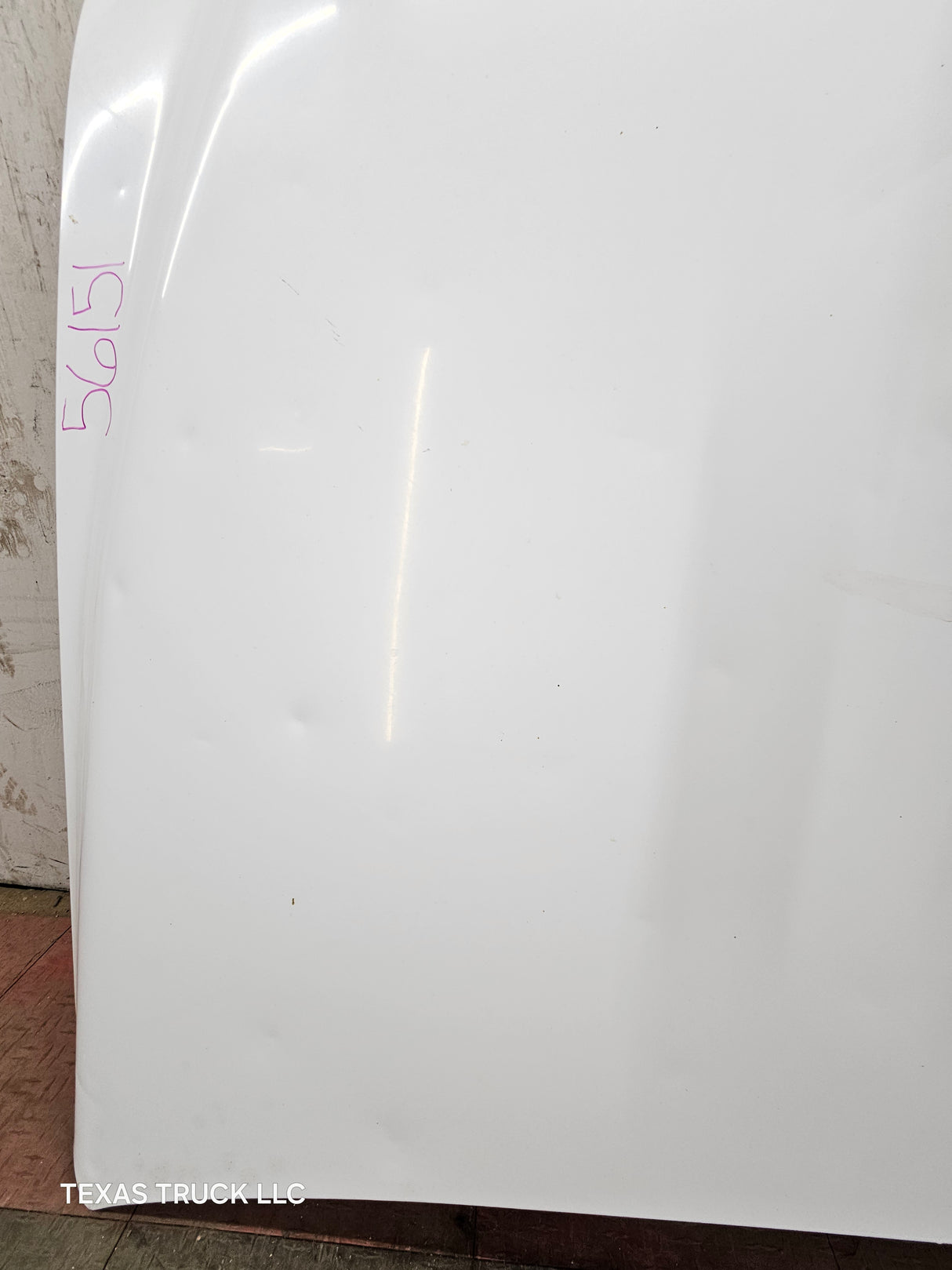 2003-2006 Chevrolet Silverado 2500 3500 'Cateye' HD Hood OEM - Summit White