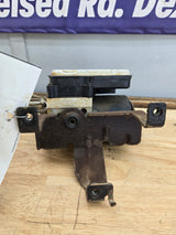 2003-2005 GMC Sierra 1500 ABS Pump Module Control Assembly