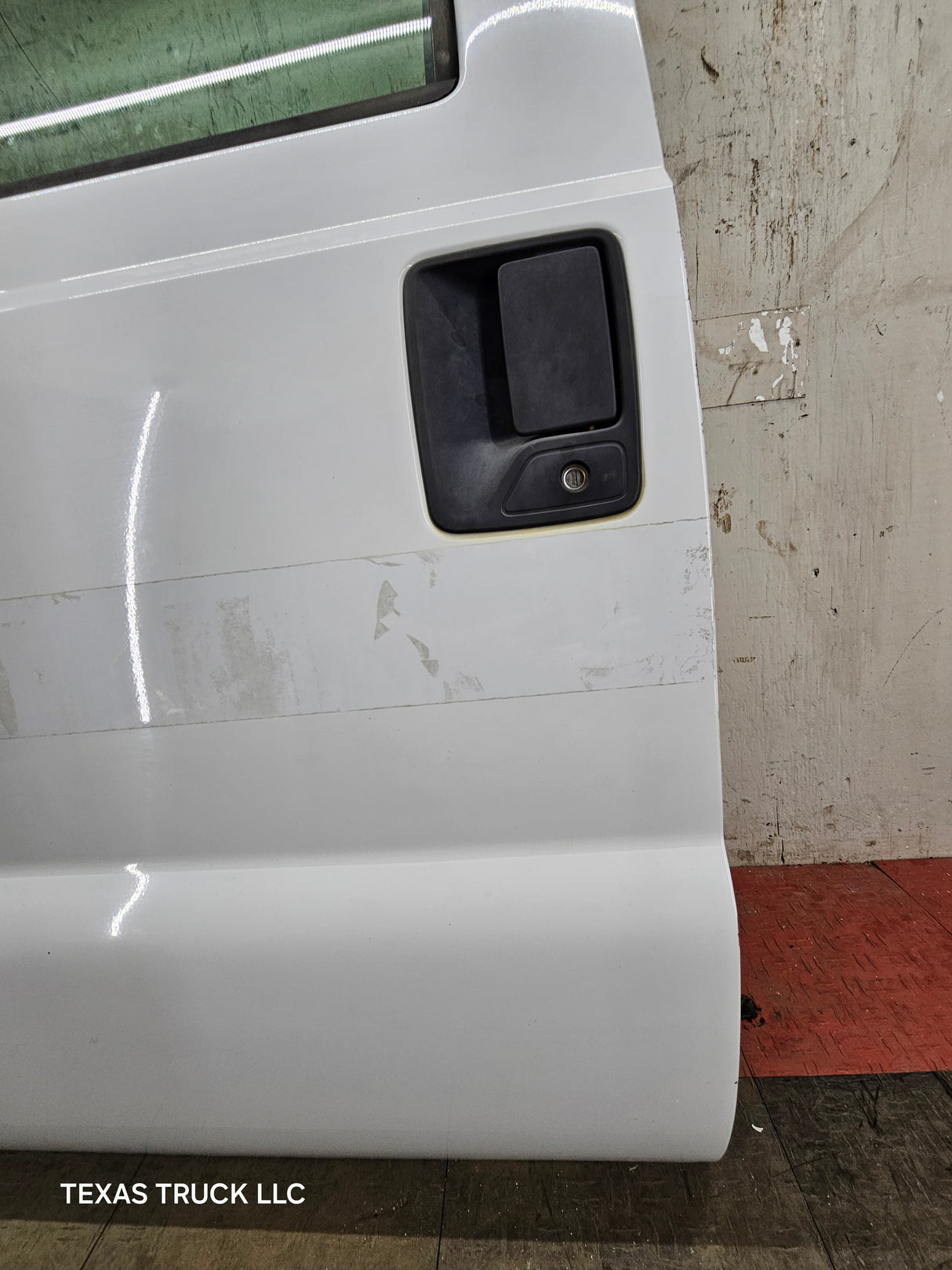 1999-2011 Ford Super Duty LH Front Driver Side Door F250 F350 F450 F550 - Oxford White