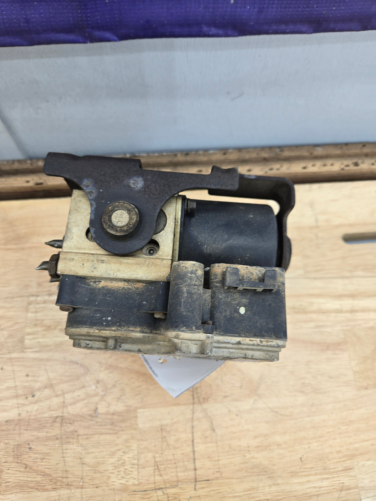 1999-2002 Chevrolet Silverado 1500 ABS Pump Module Control Assembly