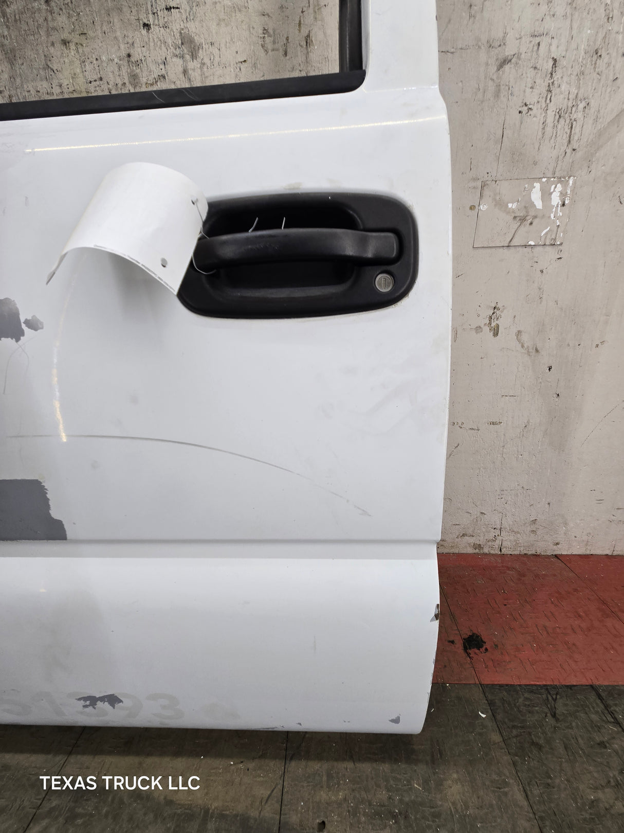 1999-2006 Chevrolet Silverado / GMC Sierra 1500 2500 3500 HD Front Driver Side Door LH