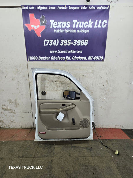 1999-2006 Chevrolet Silverado / GMC Sierra 1500 2500 3500 HD Front Driver Side Door LH