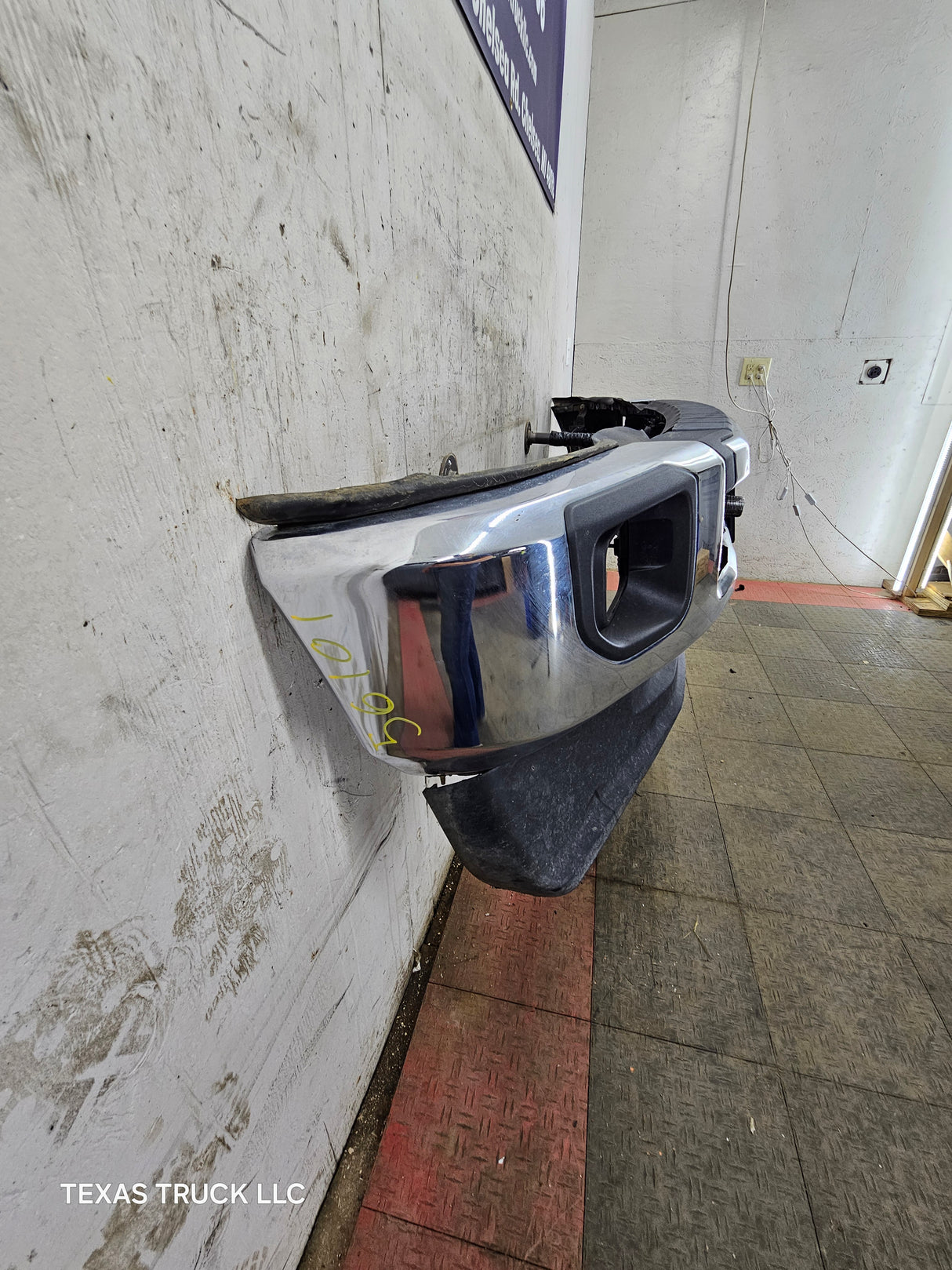 2020-2022 Ford Super Duty F250 F350 Front Bumper - Chrome