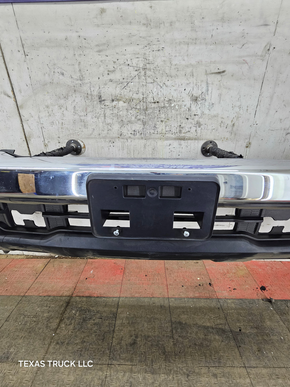 2024-2025 Chevrolet Silverado 2500/3500 HD Front Bumper - Chrome