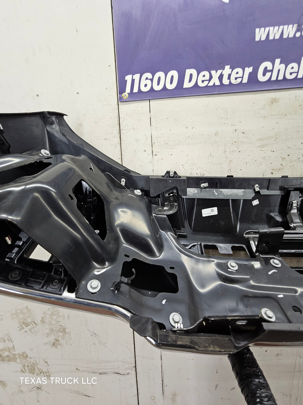 2024-2025 Chevrolet Silverado 2500/3500 HD Front Bumper - Chrome