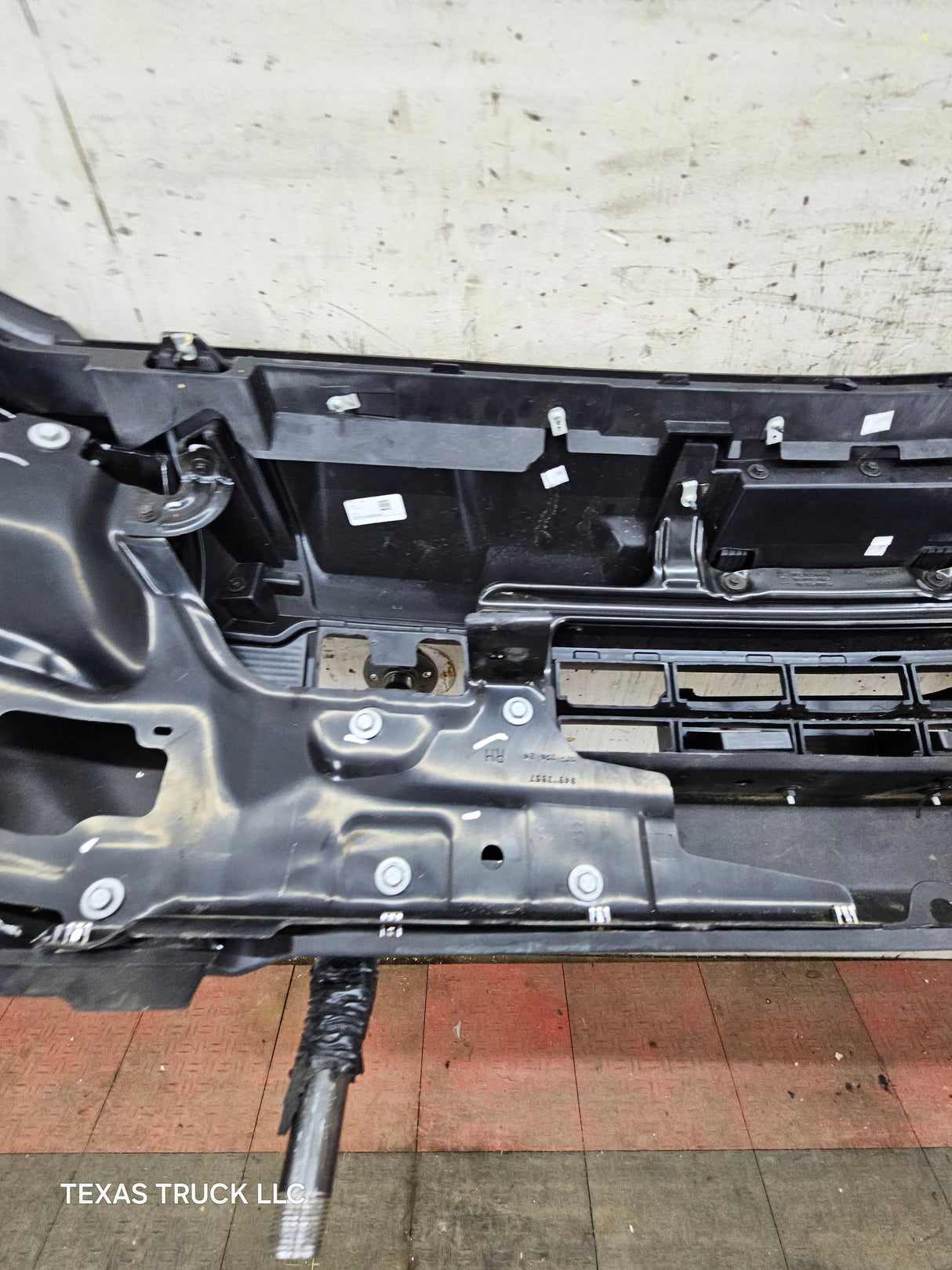 2024-2025 Chevrolet Silverado 2500/3500 HD Front Bumper - Chrome