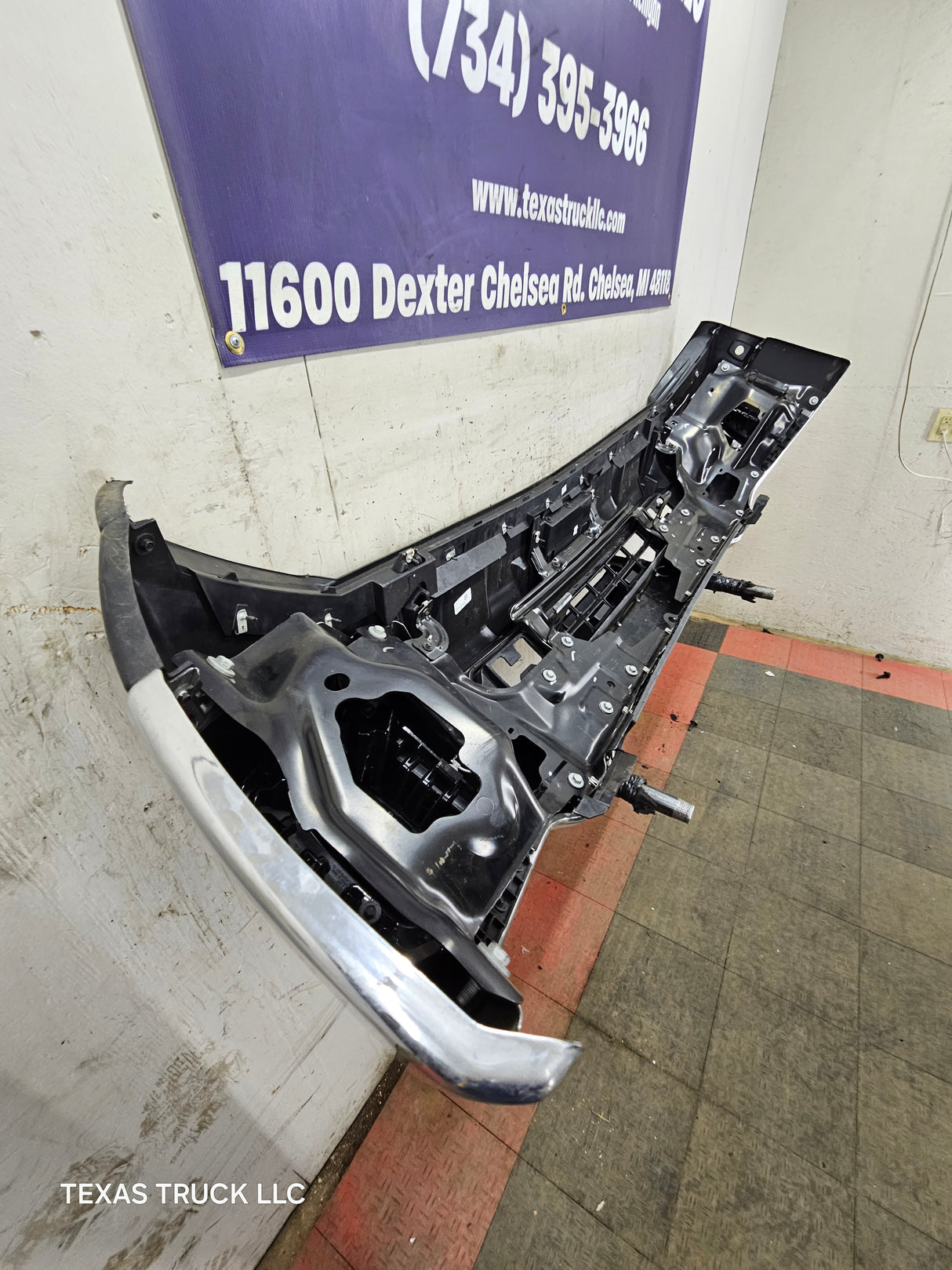 2024-2025 Chevrolet Silverado 2500/3500 HD Front Bumper - Chrome