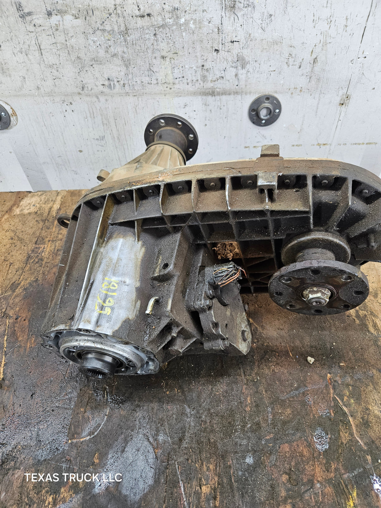 1999-2003 7.3L Power Stroke 273-F Transfer Case Electric Shift Transfer Case F87A-7A195-JD Ford Pickup F250 F350 F450 F550 Super Duty Excursion