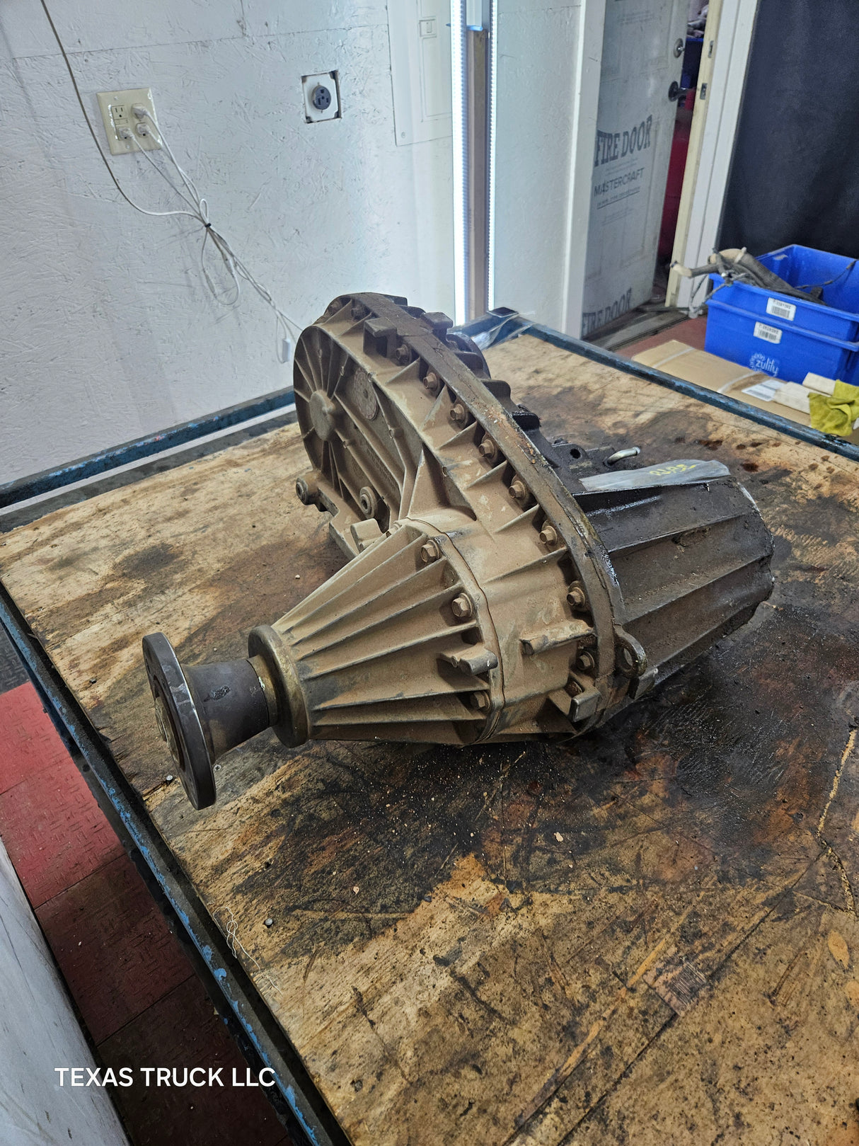 1999-2003 7.3L Power Stroke 273-F Transfer Case Electric Shift Transfer Case F87A-7A195-JD Ford Pickup F250 F350 F450 F550 Super Duty Excursion