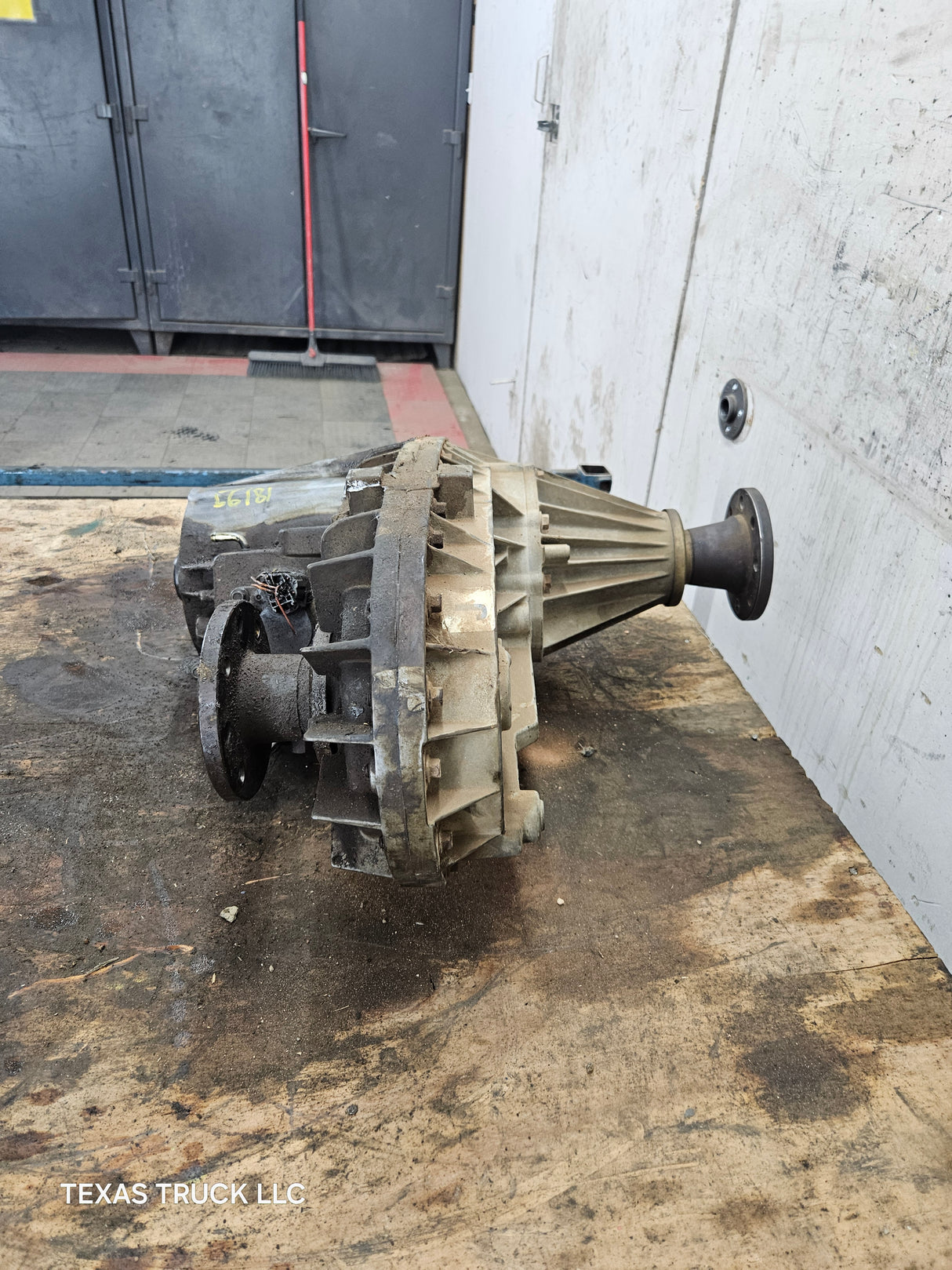 1999-2003 7.3L Power Stroke 273-F Transfer Case Electric Shift Transfer Case F87A-7A195-JD Ford Pickup F250 F350 F450 F550 Super Duty Excursion
