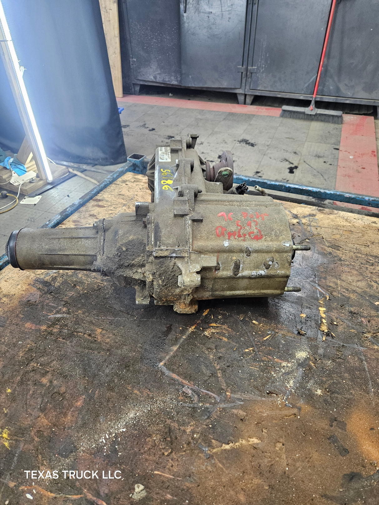 1998-2001 Dodge Ram 1500 Pickup Transfer Case 231D Manual Shift AT Automatic Transmission