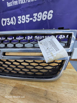 2003-2006 Chevrolet Silverado 2500 3500 'Cateye' HD Grill OEM - Summit White
