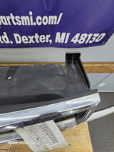 2003-2006 Chevrolet Silverado 2500 3500 'Cateye' HD Grill OEM - Summit White