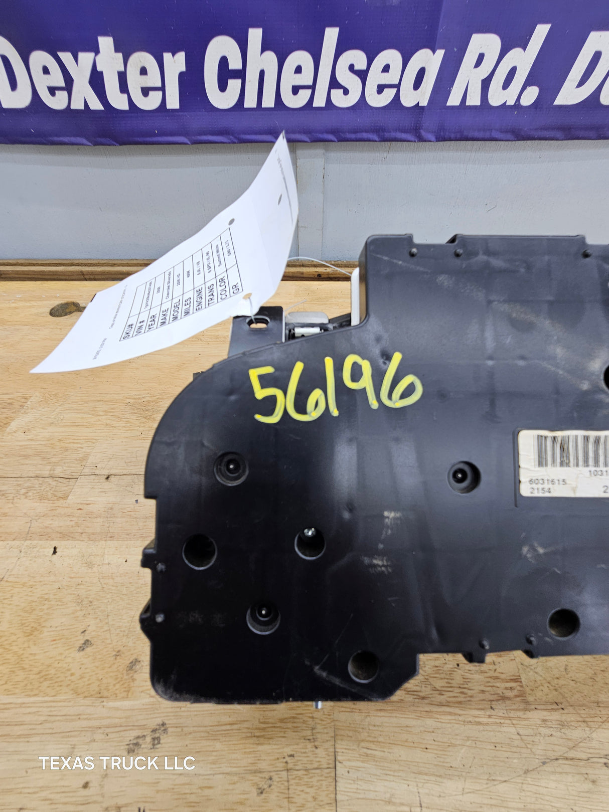2007-2013 Chevrolet Silverado GMC Sierra Instrument Cluster Gauge Speedometer