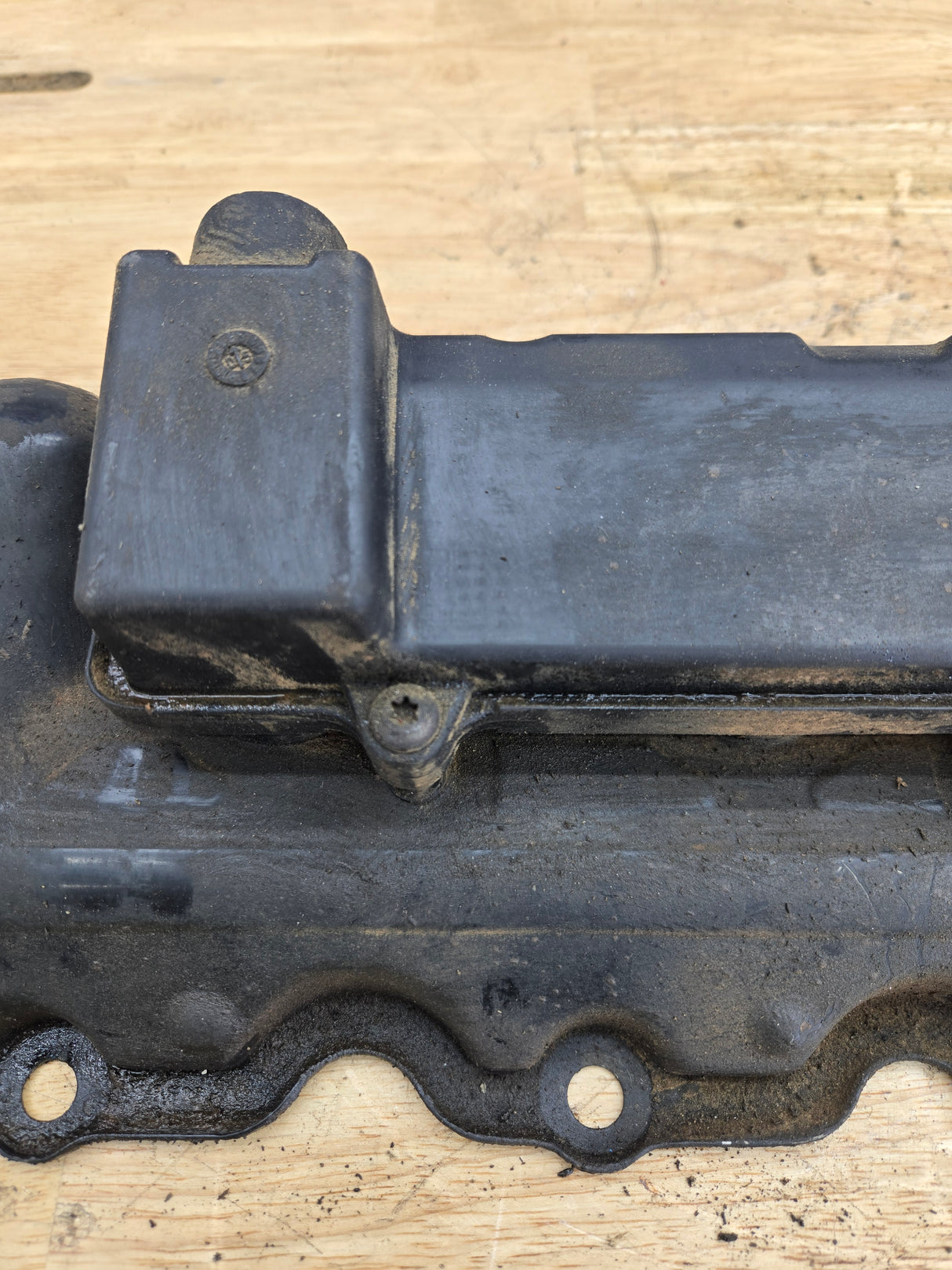 2003-2007 Ford 6.0 Power Stroke Drivers Valve Cover Super Duty Excursion
