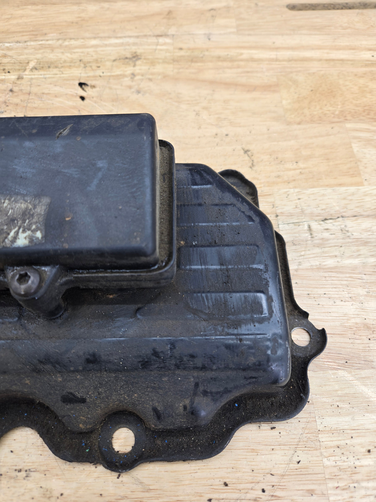 2003-2007 Ford 6.0 Power Stroke Drivers Valve Cover Super Duty Excursion