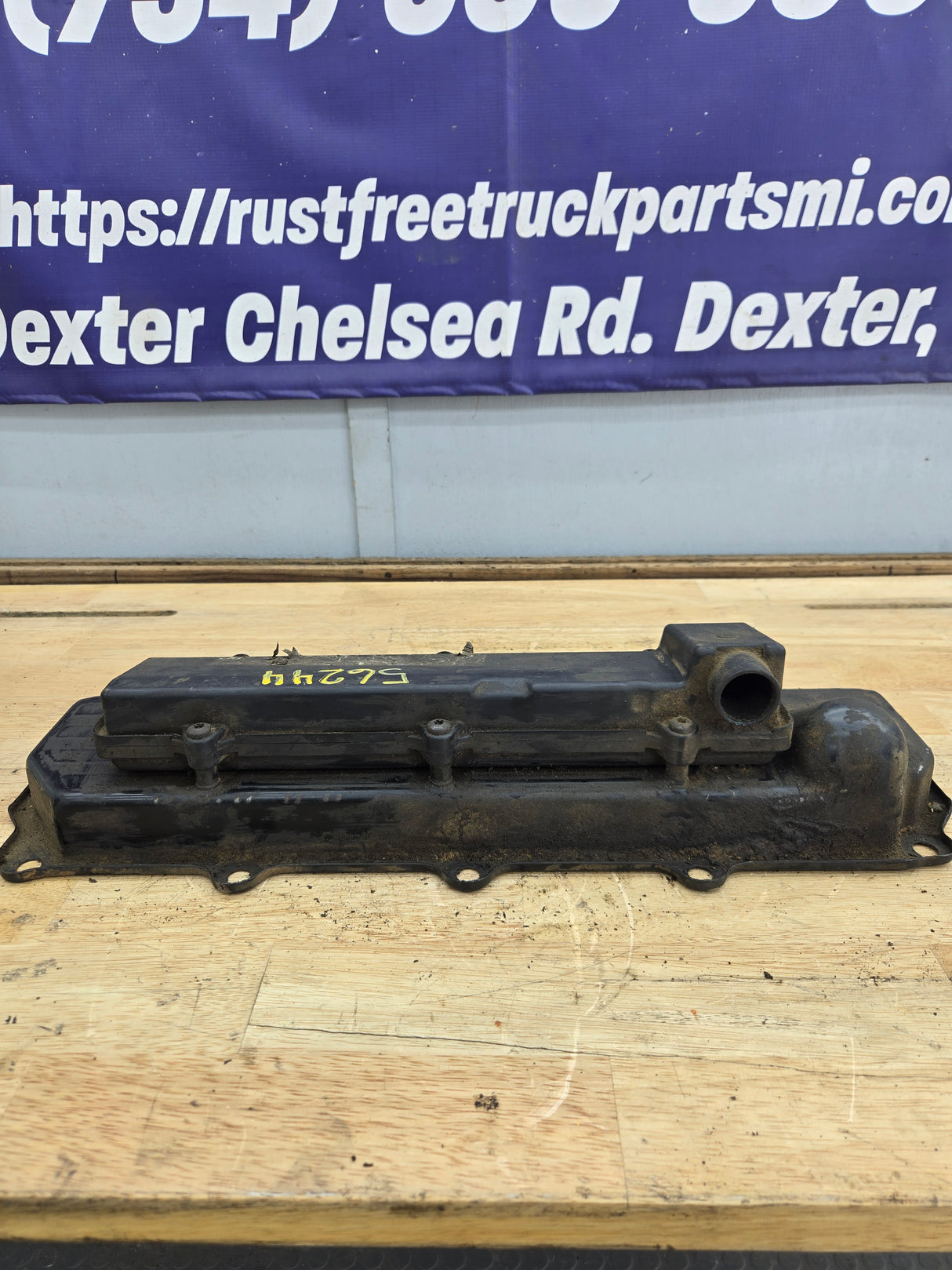 2003-2007 Ford 6.0 Power Stroke Drivers Valve Cover Super Duty Excursion