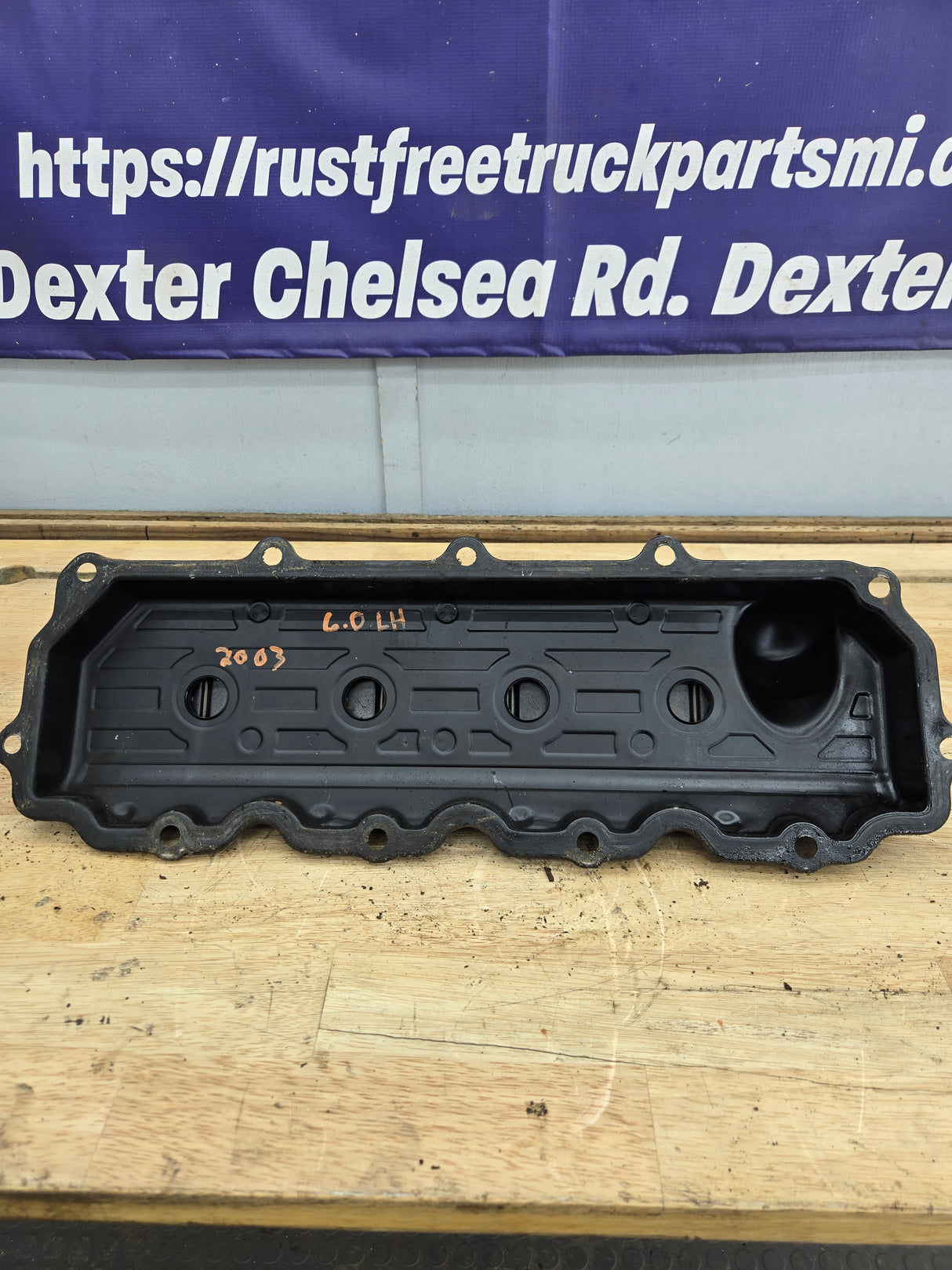 2003-2007 Ford 6.0 Power Stroke Drivers Valve Cover Super Duty Excursion