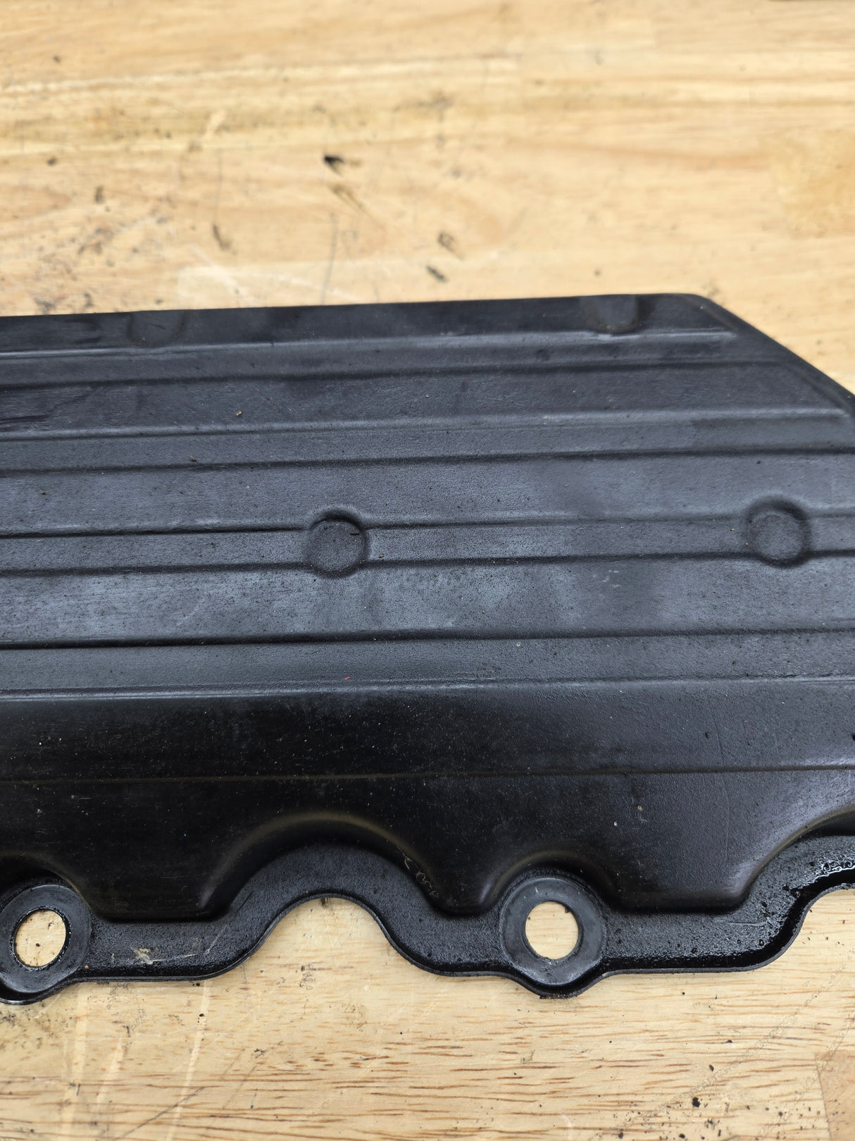 2003-2004 Ford 6.0 Power Stroke Drivers Valve Cover Super Duty Excursion