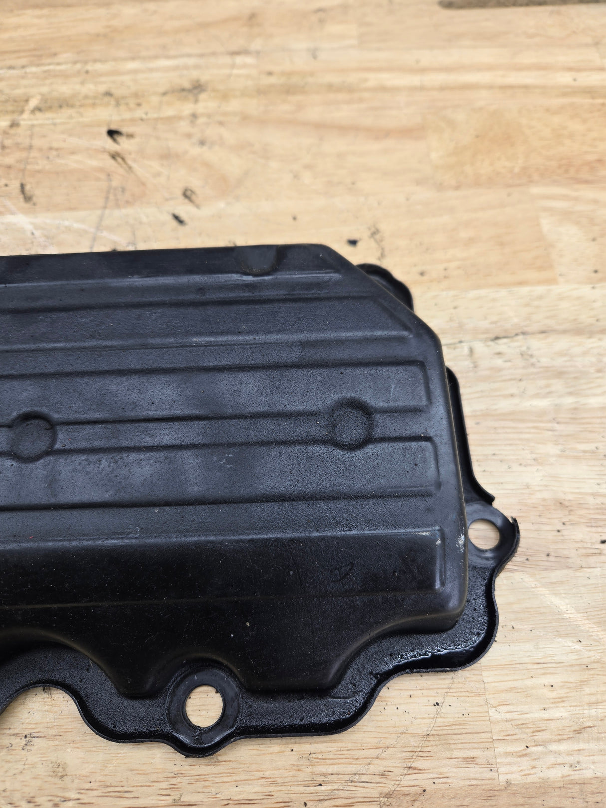 2003-2004 Ford 6.0 Power Stroke Drivers Valve Cover Super Duty Excursion