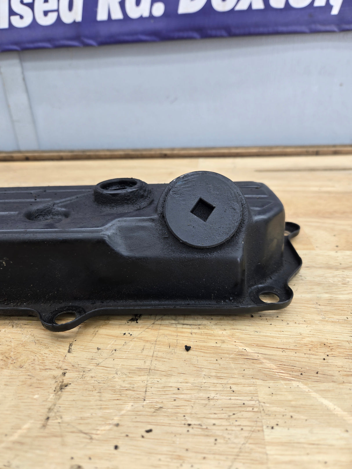 2003-2004 Ford 6.0 Power Stroke Drivers Valve Cover Super Duty Excursion