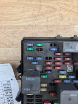 2003-2006 Chevrolet Silverado / GMC Sierra 1500 Engine Bay Fuse Box