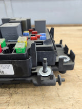 2003-2006 Chevrolet Silverado / GMC Sierra 1500 Engine Bay Fuse Box